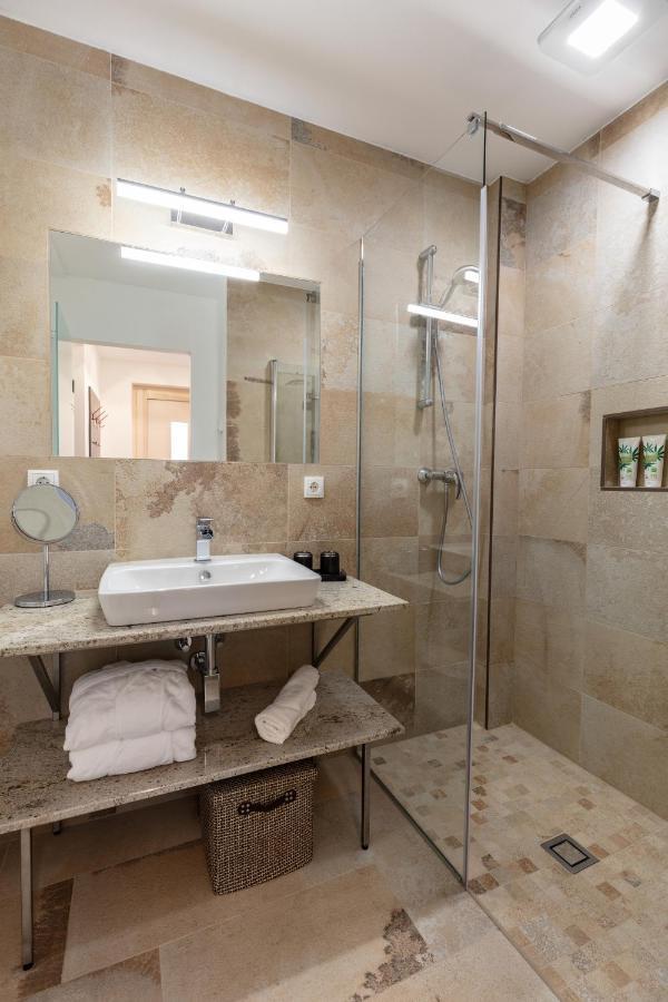 Pannonia Appartements 2 ノイジードル・アム・ゼー エクステリア 写真